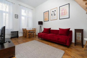 Park Strzelecki Two-Level Apartment